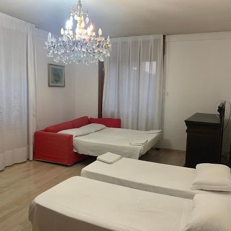 B Gloria Bed & Breakfast Венеция Екстериор снимка